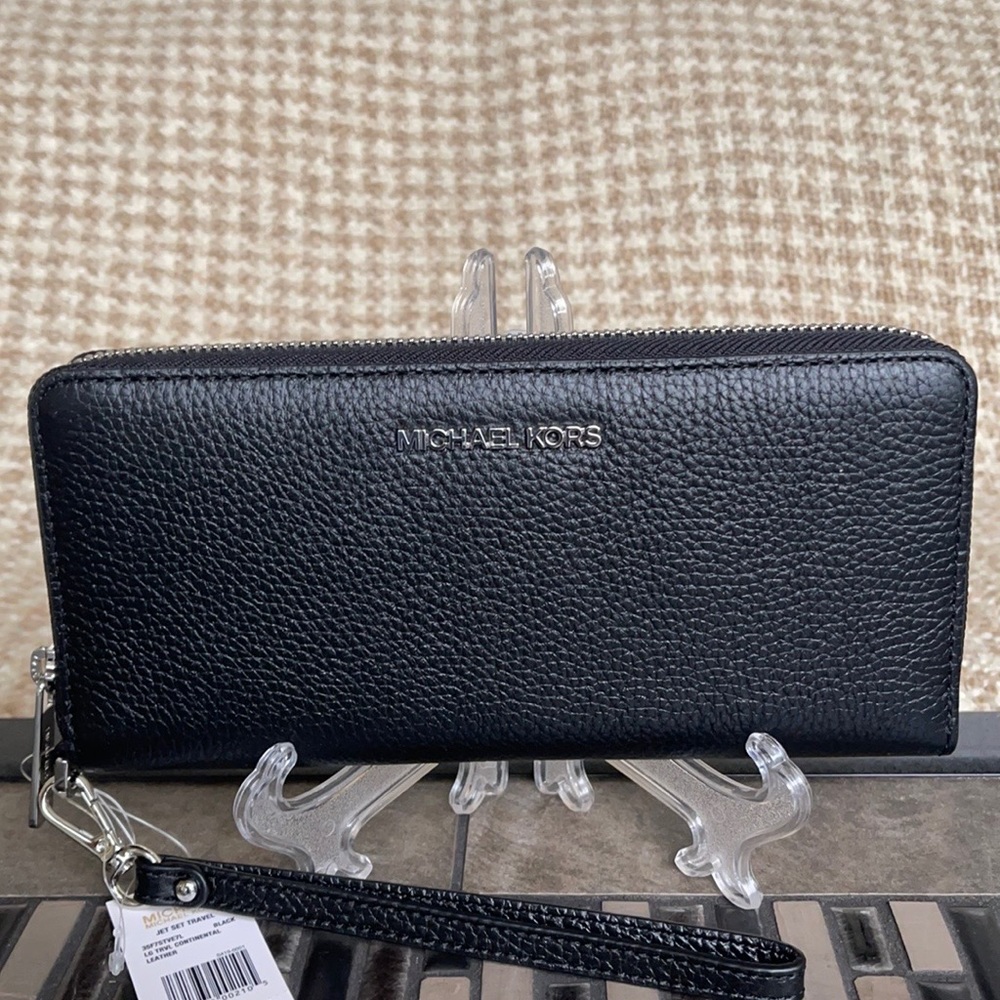 Michael Kors Jet Set Travel Large Travel CONTINENTAL Wristlet-Wallet - Picture 15 of 16